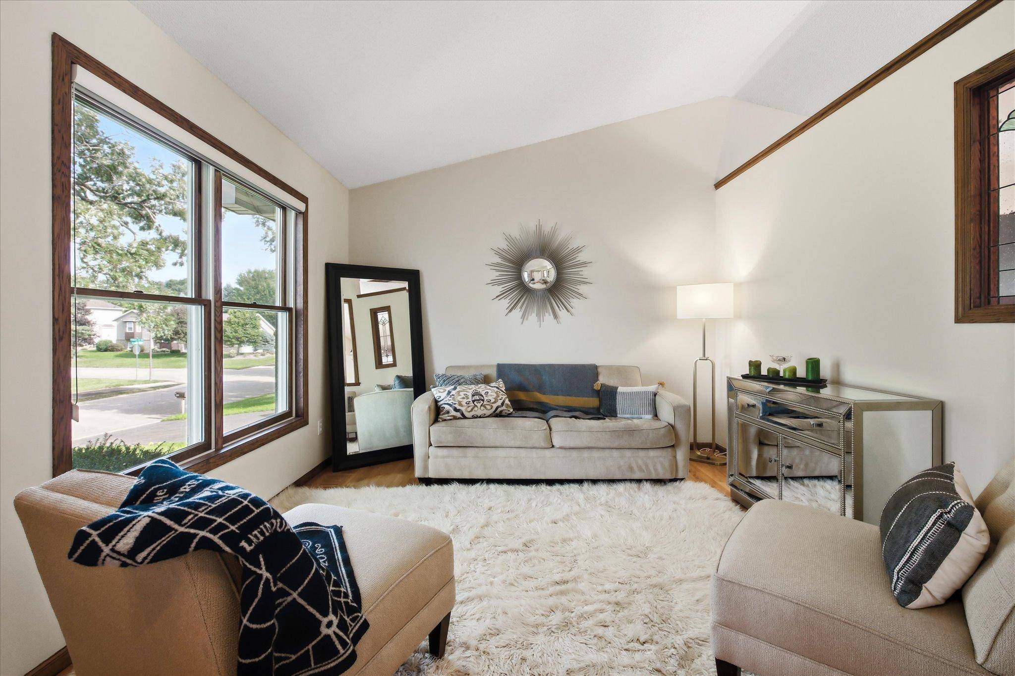 19858 Jaguar AVE, Lakeville, MN 55044