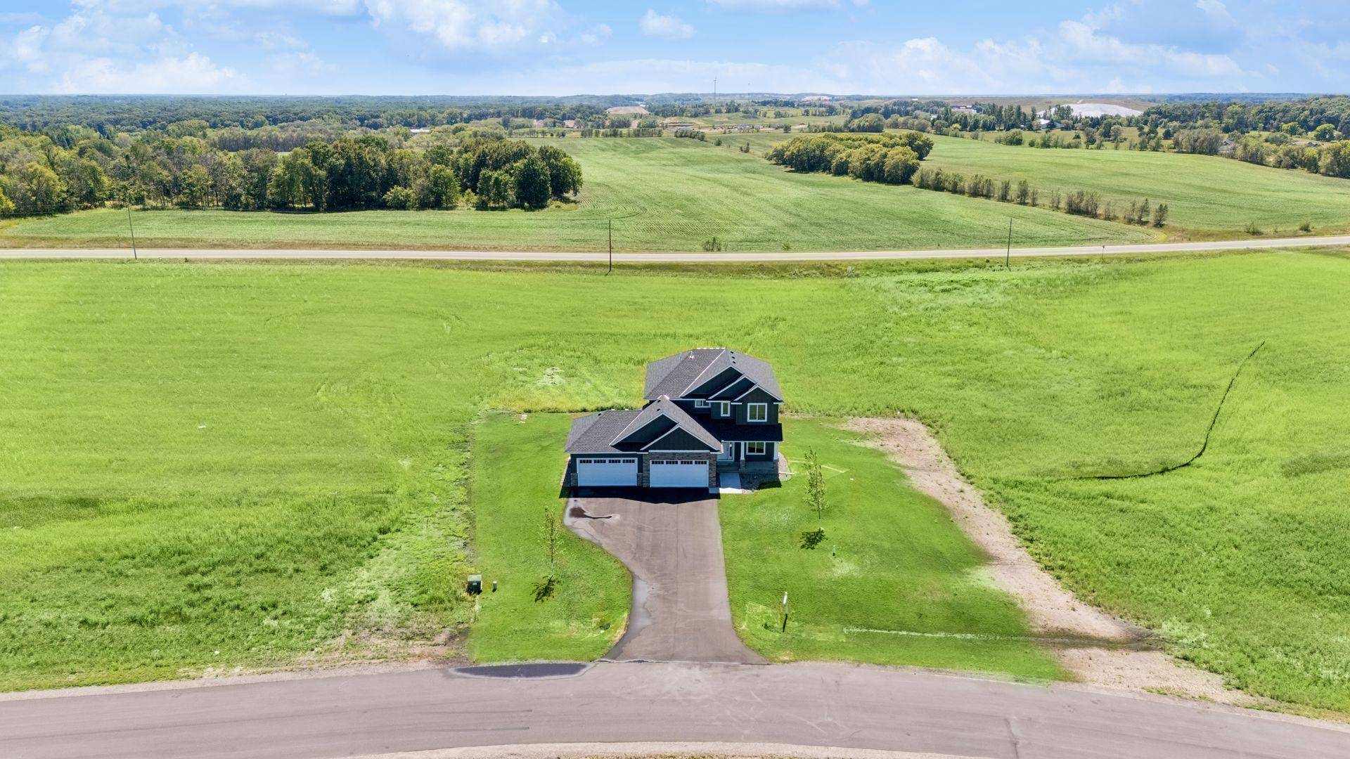 11283 238th AVE NW, Zimmerman, MN 55398