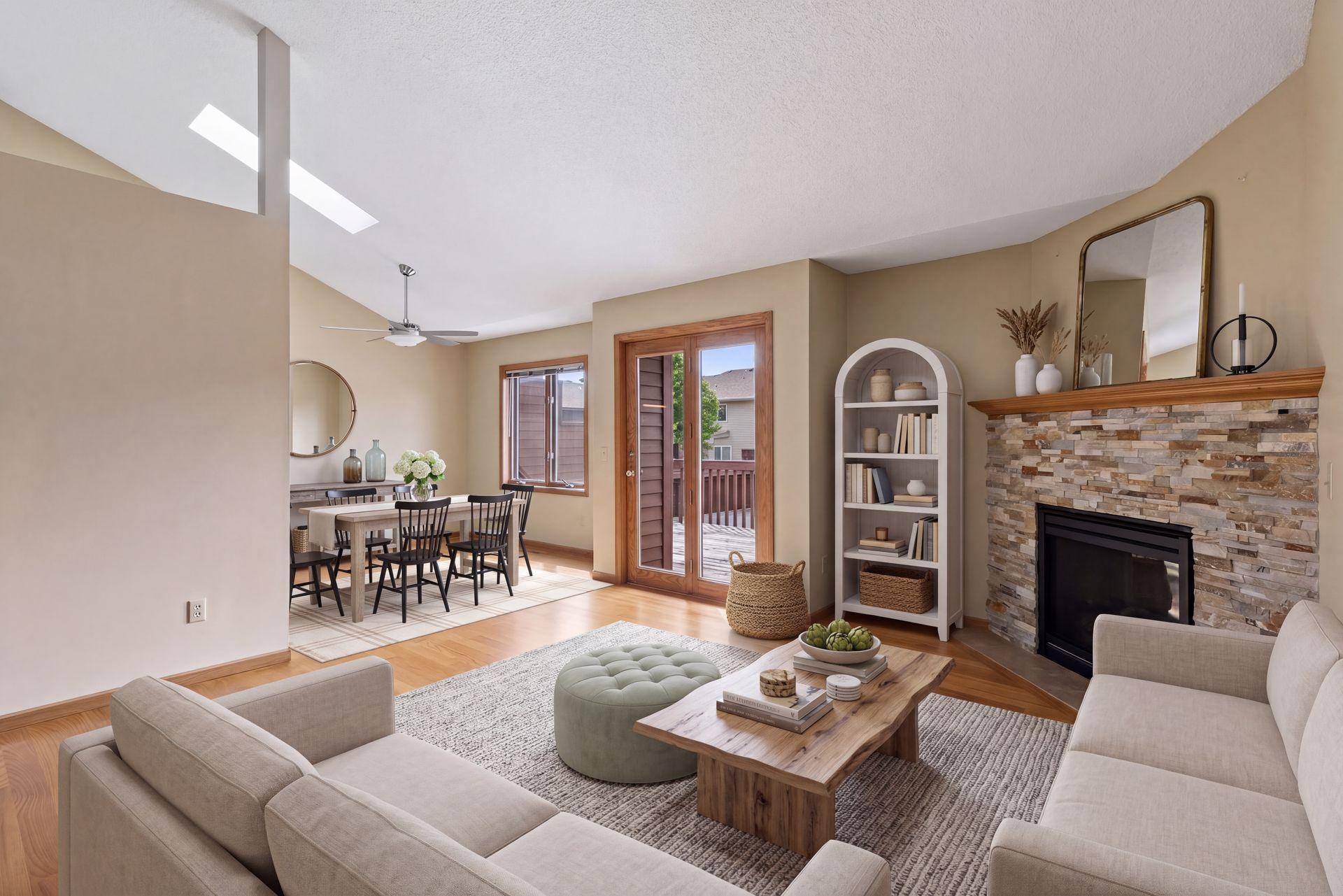 12526 Parkwood DR, Burnsville, MN 55337