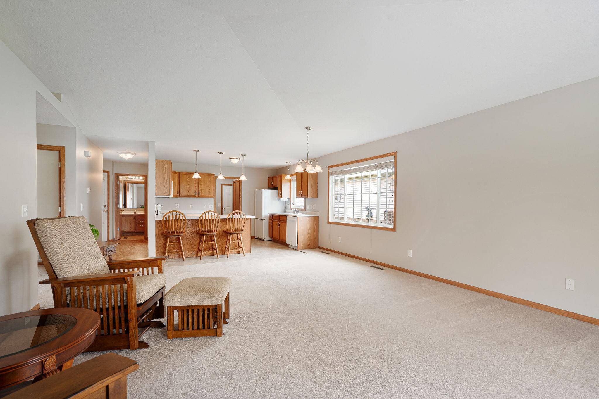 173 Cedar Cove LN, Owatonna, MN 55060