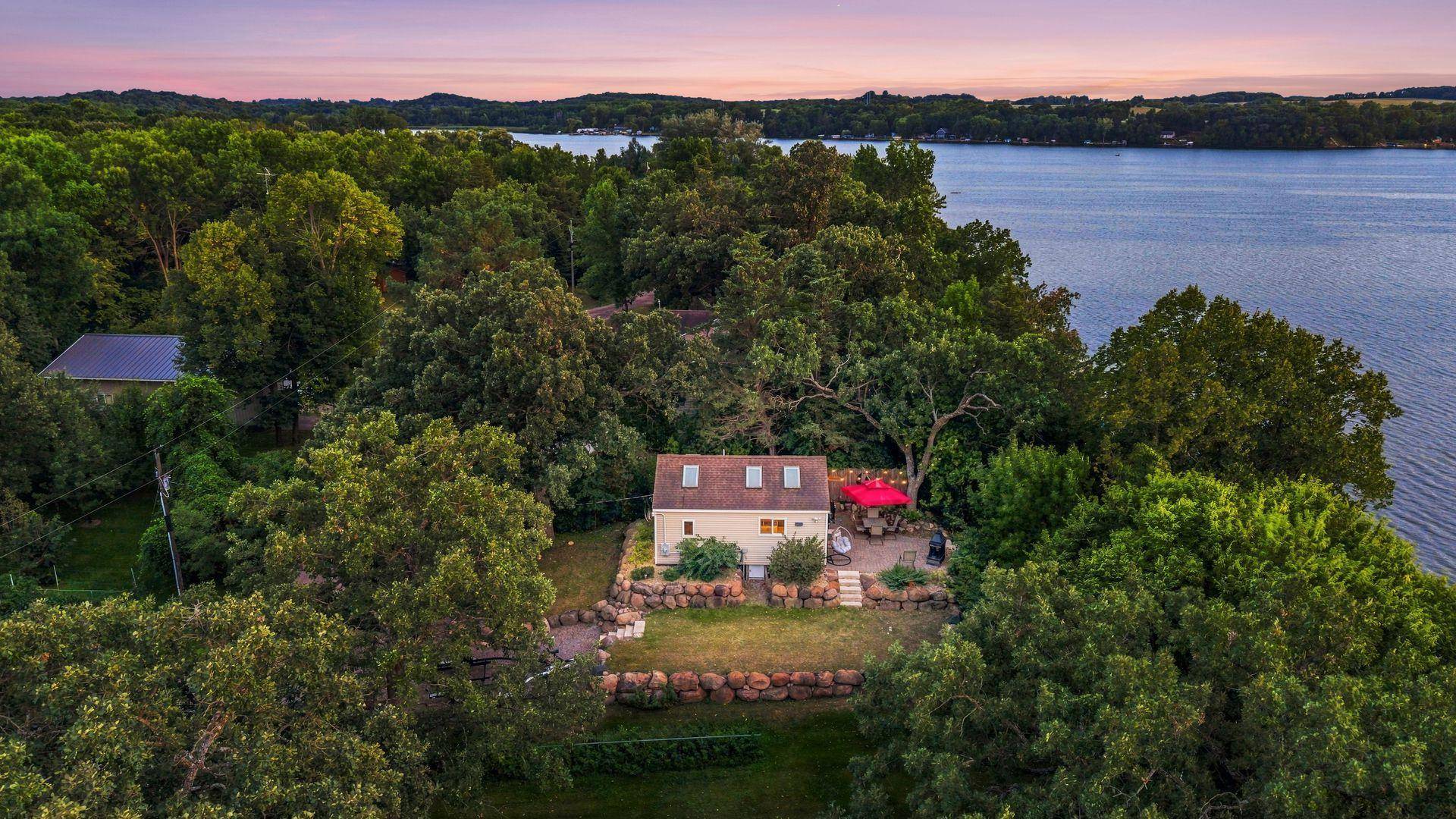 20805 Edgewater RD, Richmond, MN 56368
