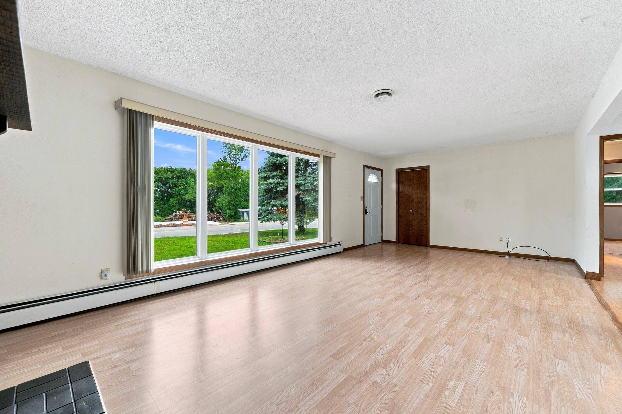 1207 N Mckay AVE NE, Alexandria, MN 56308