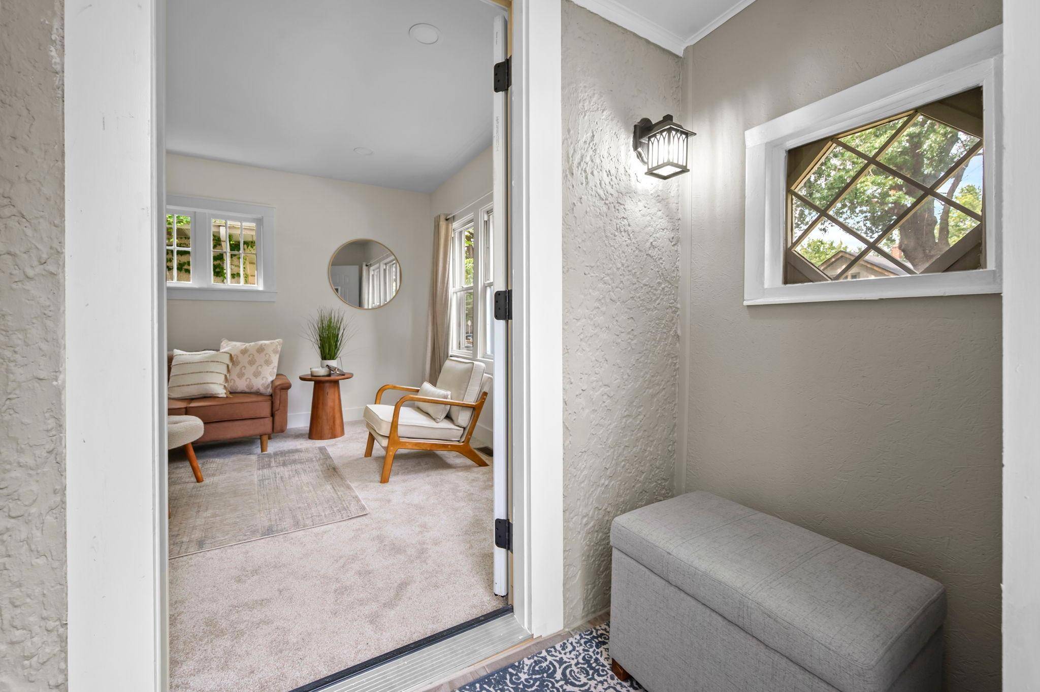 802 Fuller AVE, Saint Paul, MN 55104
