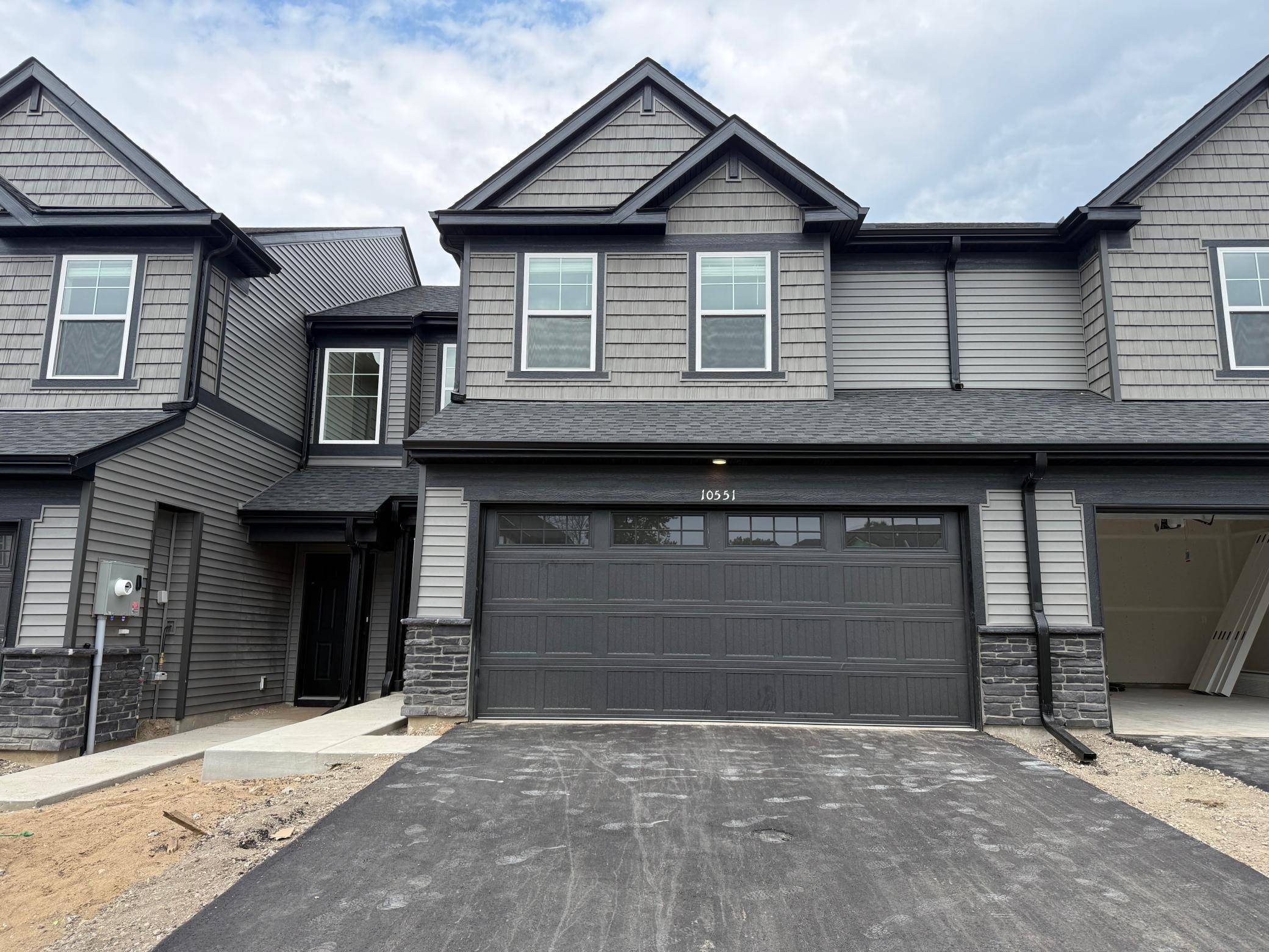 10551 Harbor LN N, Maple Grove, MN 55369