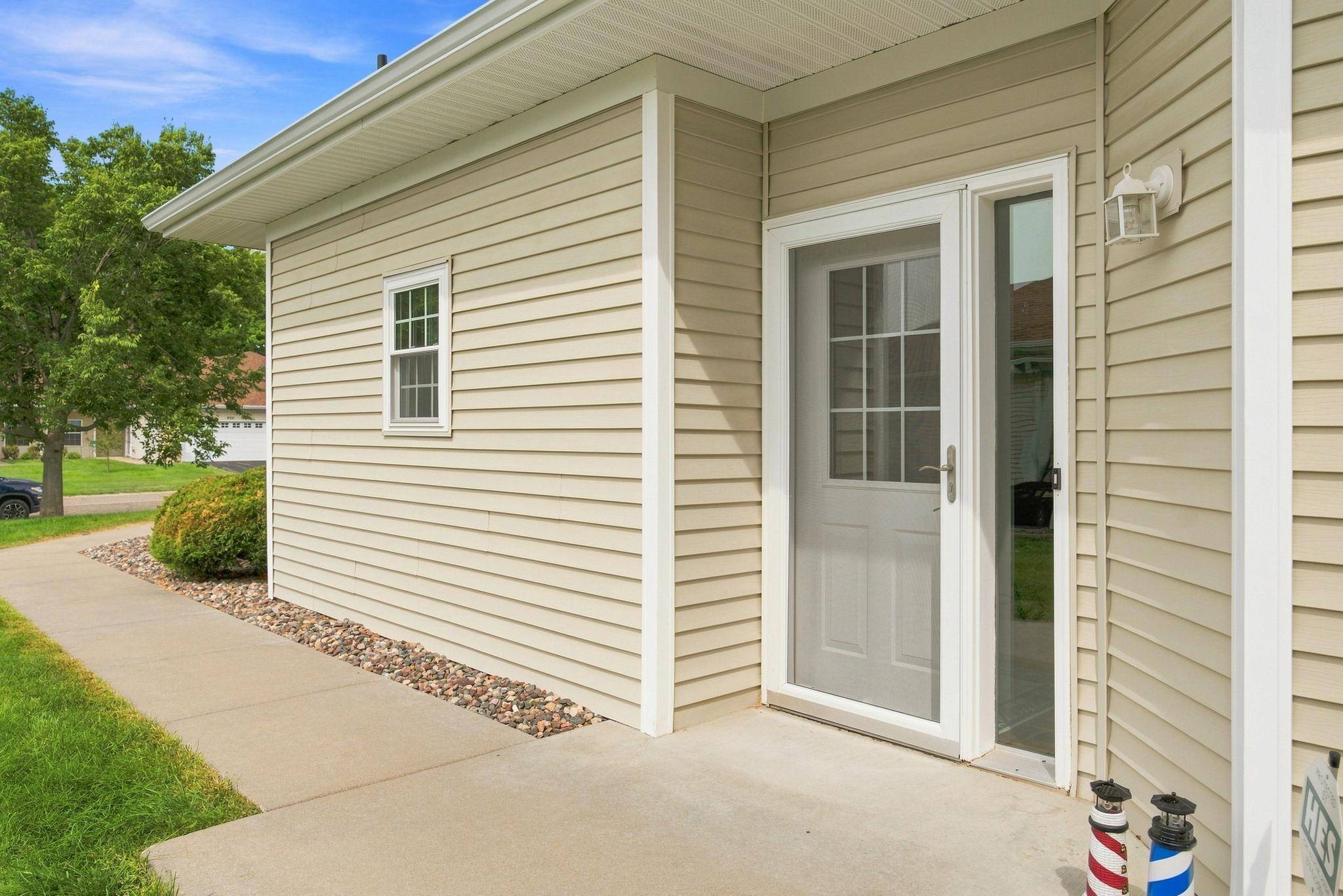 2318 Foxglove WAY, Hudson, WI 54016