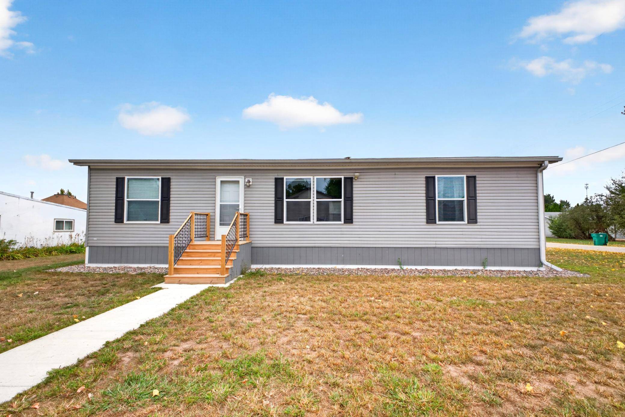 400 E Baldwin AVE, Kellogg, MN 55945