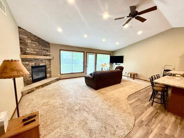 308 Aspenwood DR, Redwood Falls, MN 56283