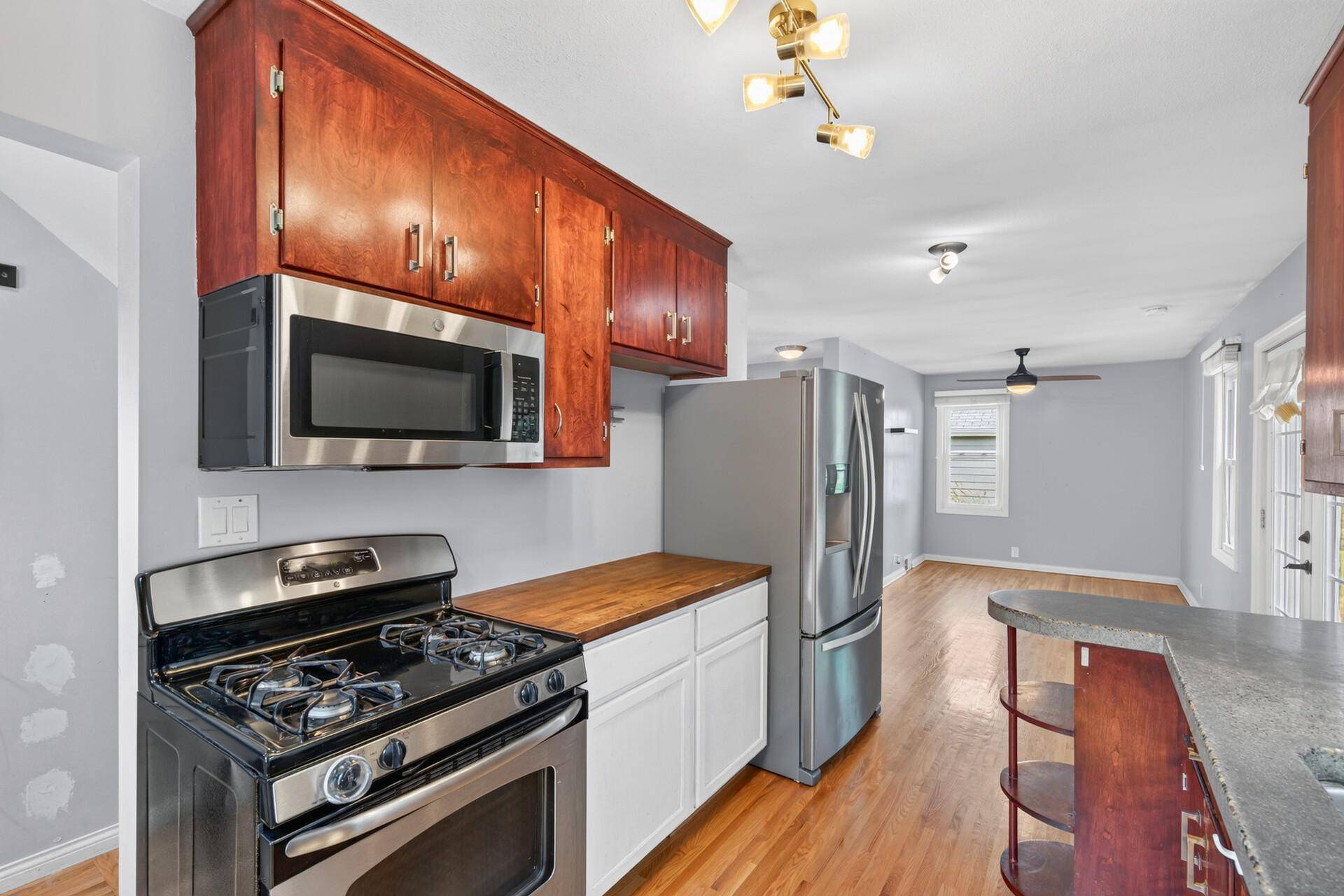 4928 Abbott AVE N, Brooklyn Center, MN 55429