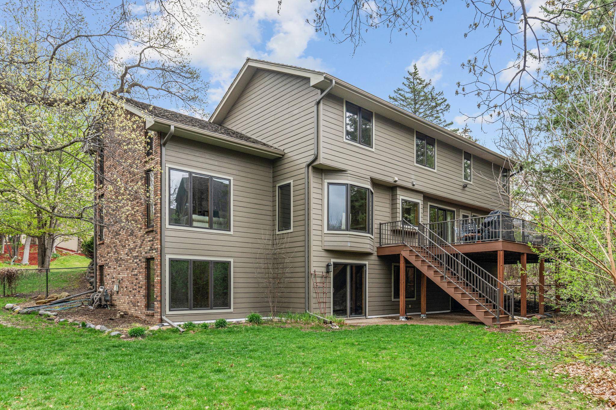 5811 Shannon DR, Edina, MN 55439