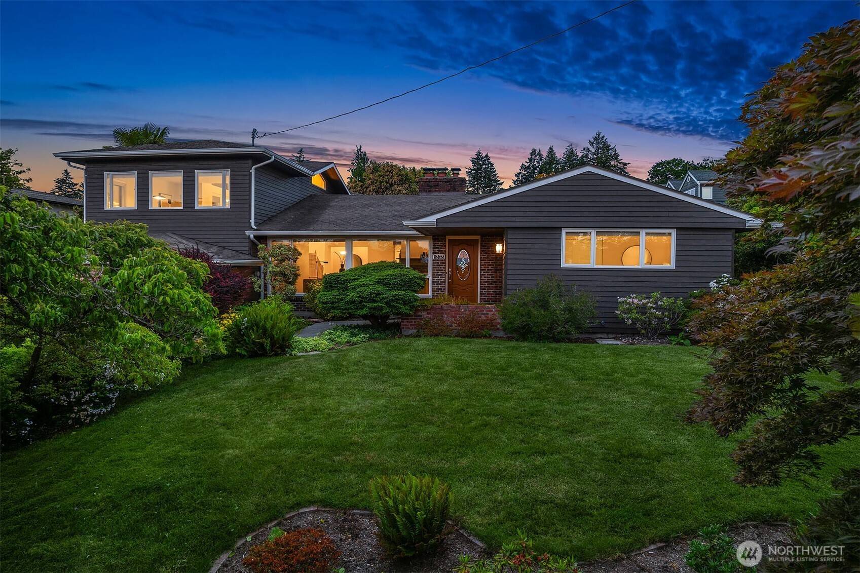 1333 98th AVE NE, Clyde Hill, WA 98004