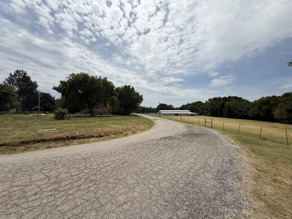 229 W Main ST, Davenport, OK 74026