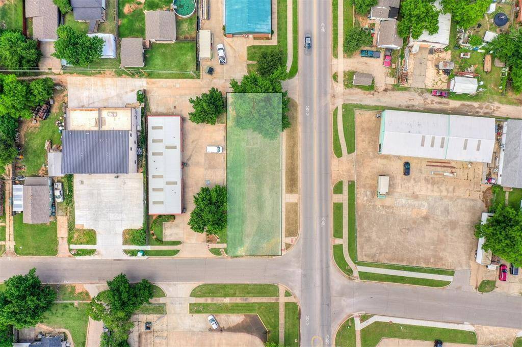 101 S Fretz AVE, Edmond, OK 73003