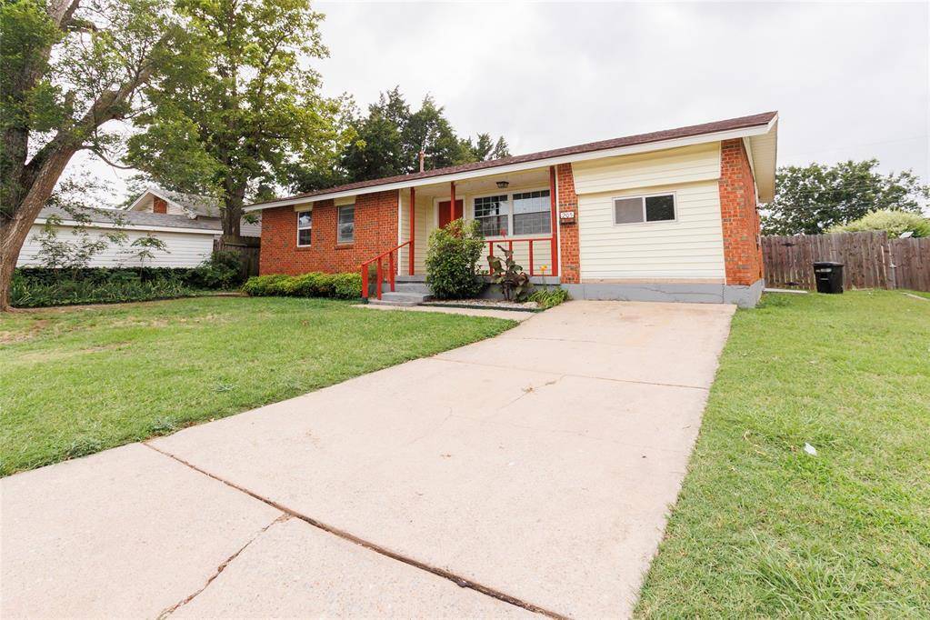 205 Oak ST, Elgin, OK 73538