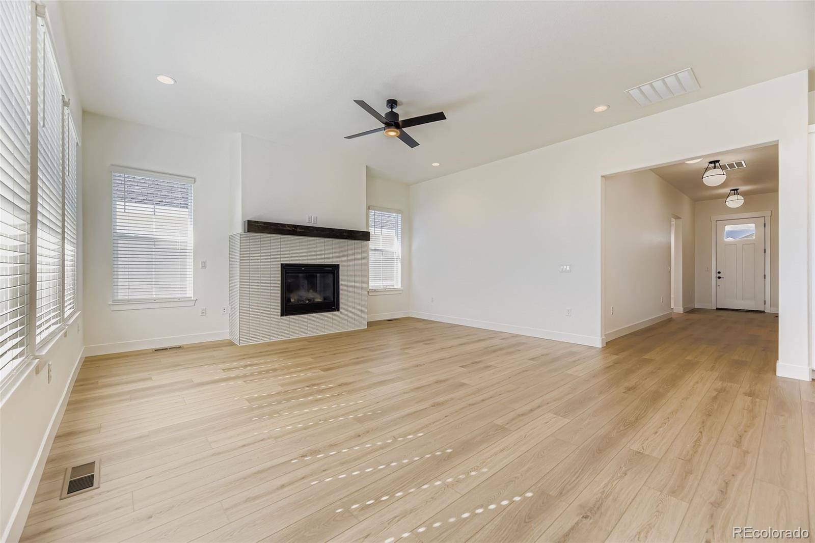 9046 S Shawnee CT, Aurora, CO 80016