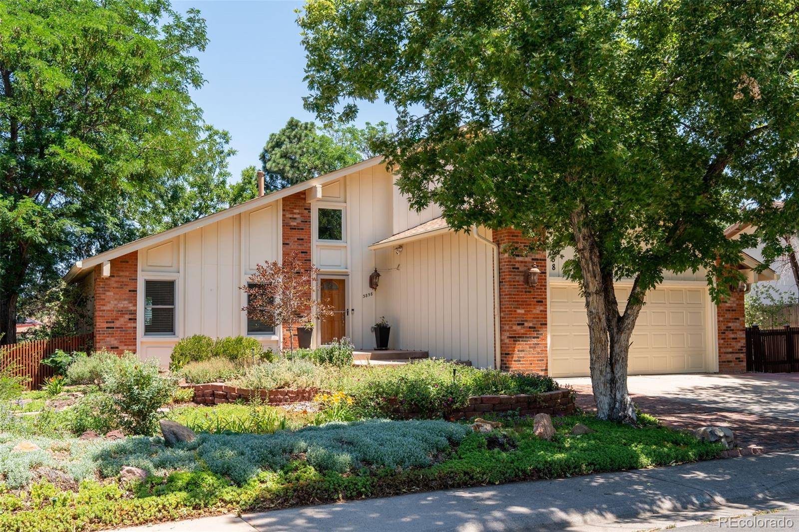 3858 S Hannibal ST, Aurora, CO 80013