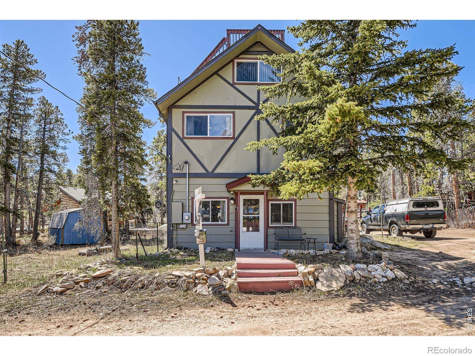 33 L RD, Golden, CO 80403