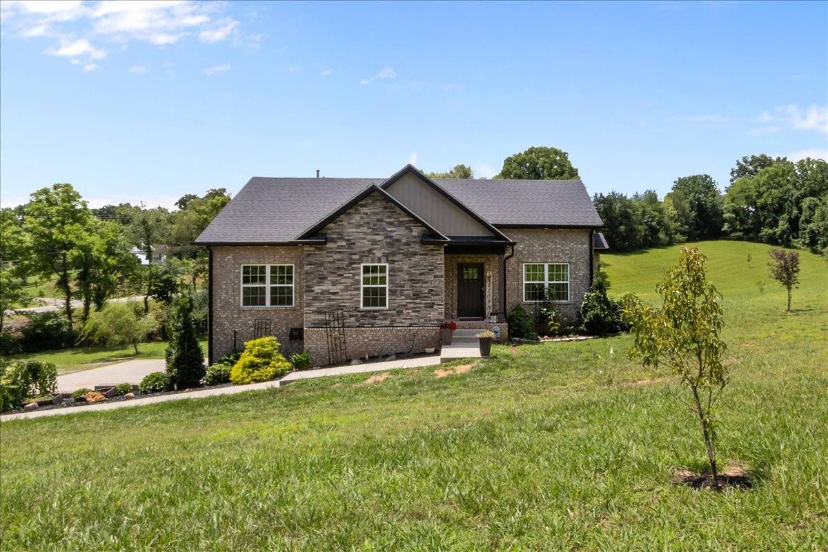 180 Alonzo Pl, Cunningham, TN 37052