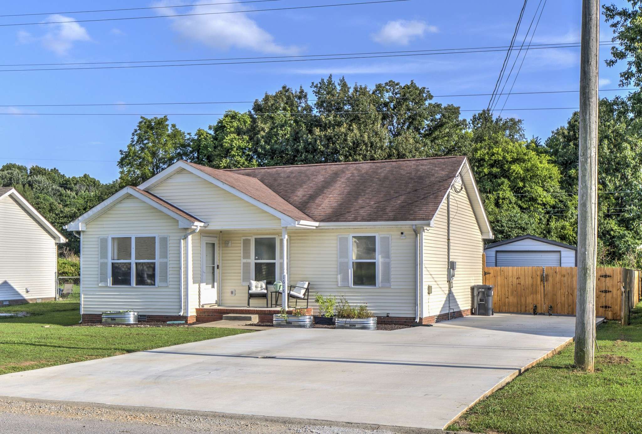 1618 Hannibal Dr, Oak Grove, KY 42262
