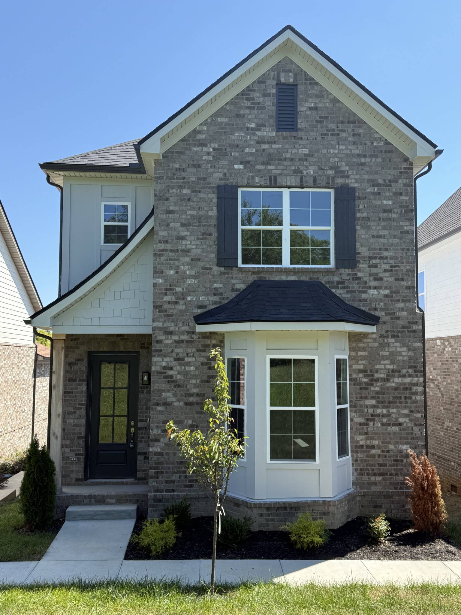 1115 Freeboard Aly, La Vergne, TN 37086