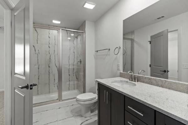 166 Oasis Dr, La Vergne, TN 37086