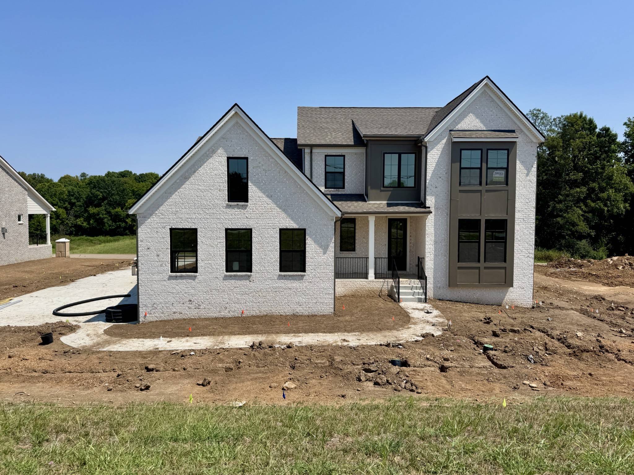 572 Baker Rd, Columbia, TN 38401