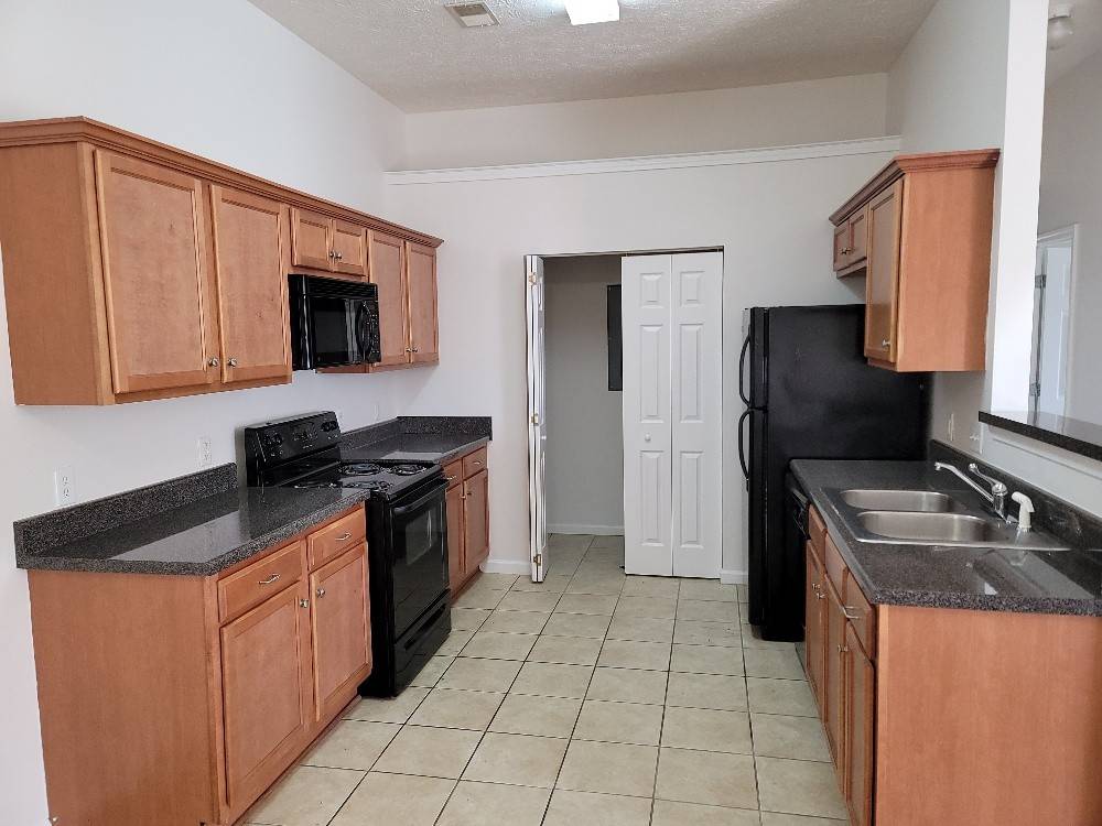 550 Rose Cottage Cir, Gallatin, TN 37066