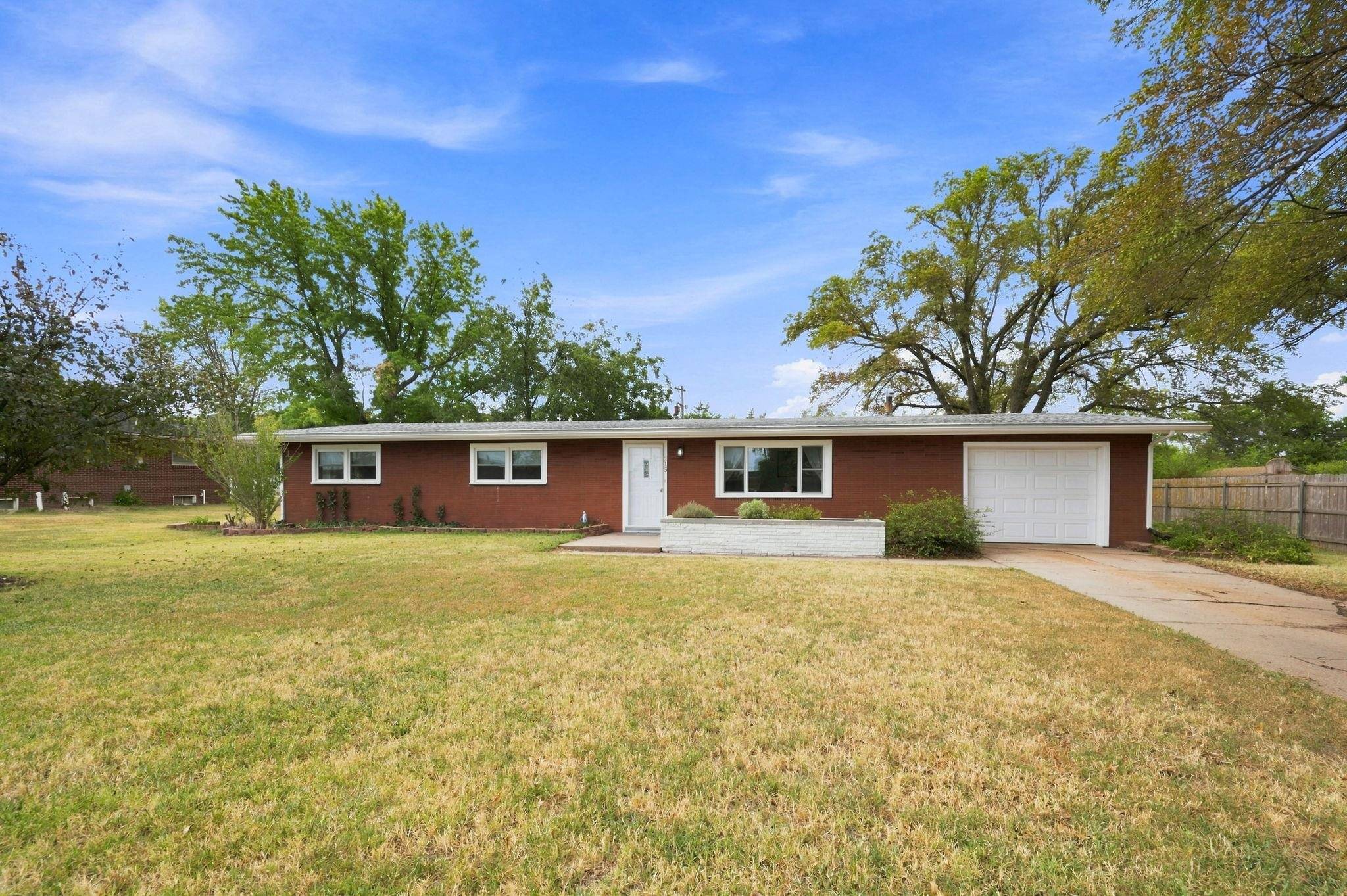 215 W Mary Ave, Garden Plain, KS 67050