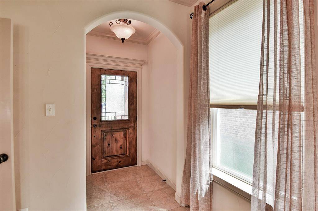 202 Captains Court, Granbury, TX 76049