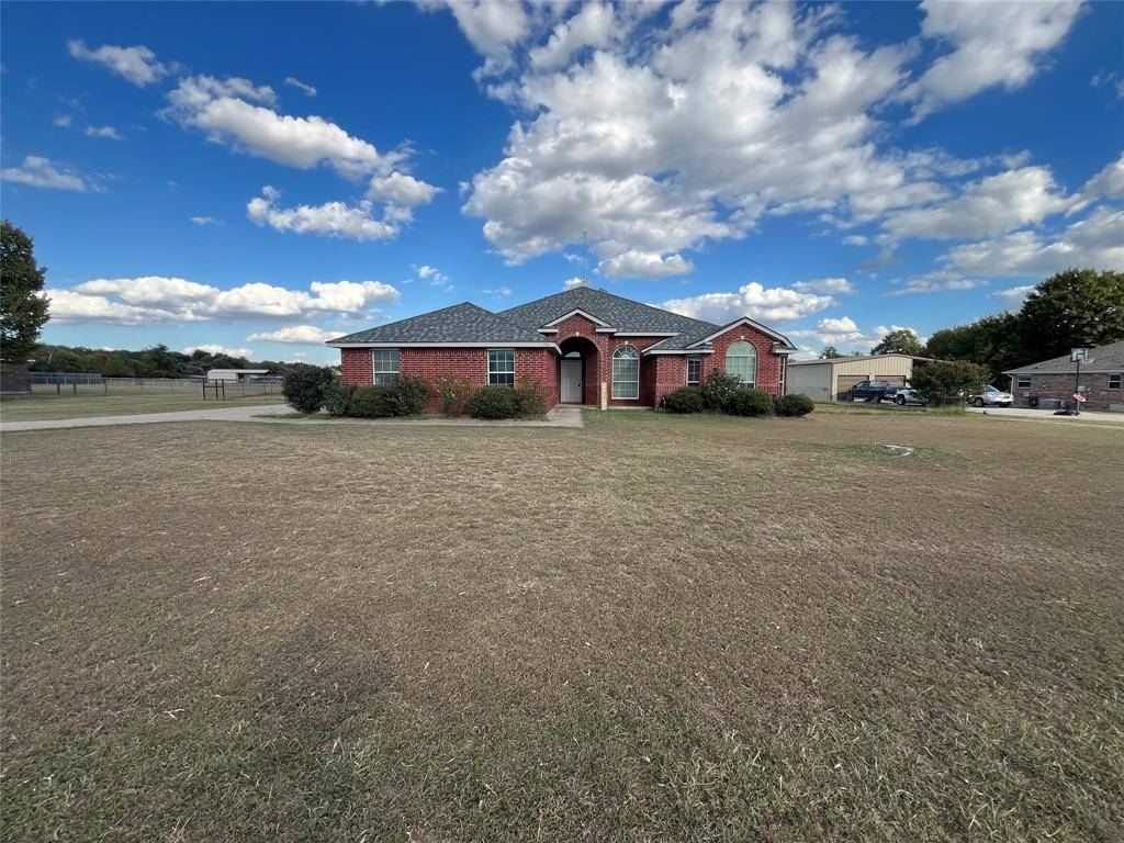 104 Cinnamon Court, Weatherford, TX 76088