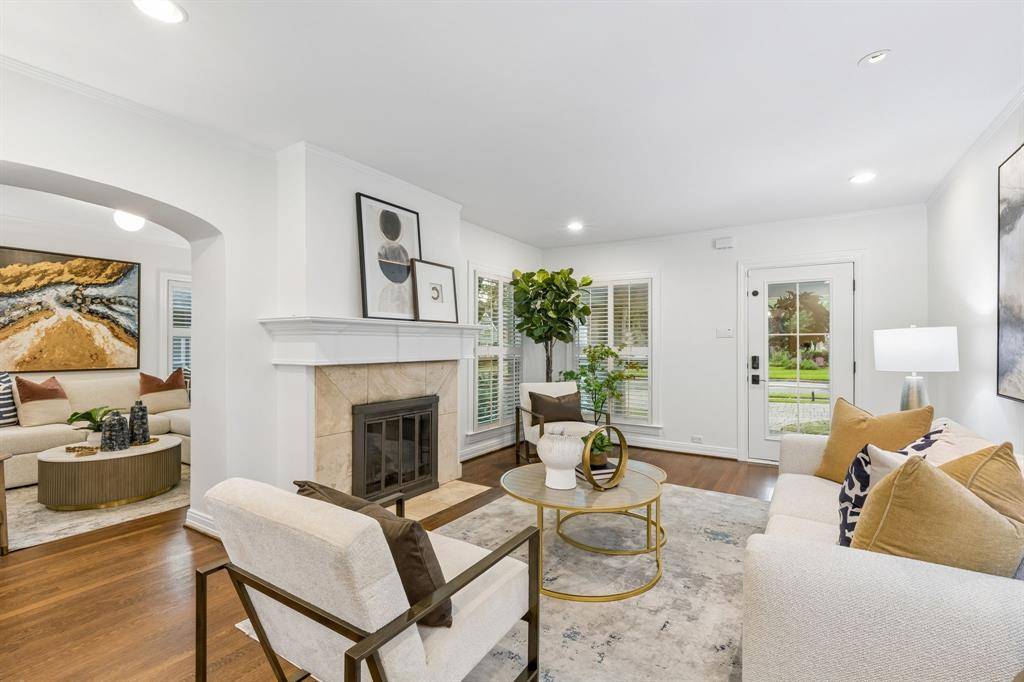 5342 McCommas Boulevard, Dallas, TX 75206