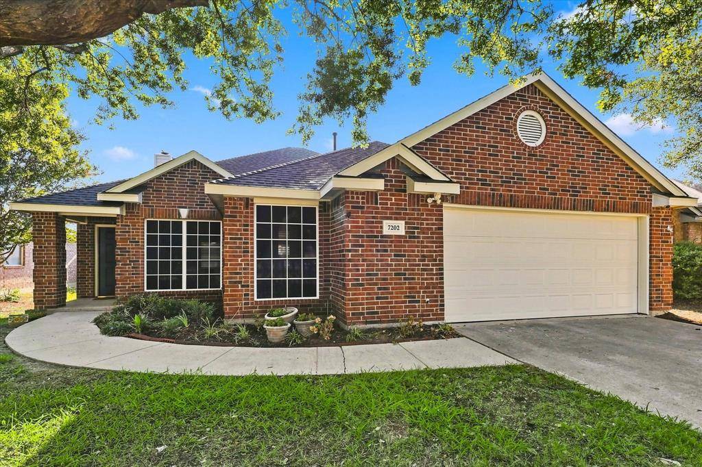 7202 Hillshire Lane, Sachse, TX 75048