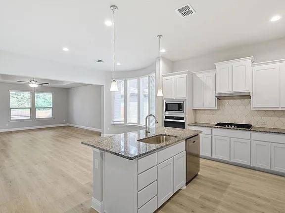 2169 Knightsbridge Road, Argyle, TX 76226