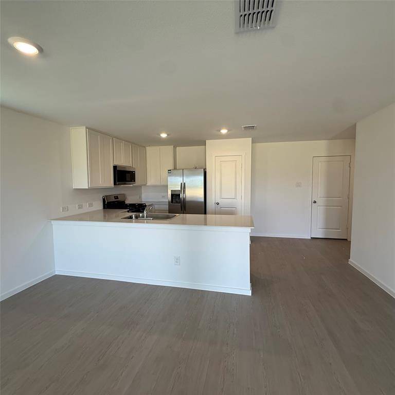 2240 Tierra Madre Boulevard, Fort Worth, TX 76108