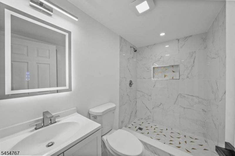 1834 Holly Rd, North Brunswick Twp., NJ 08902