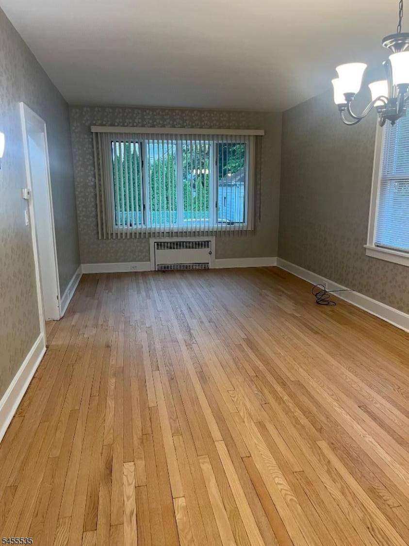 56 Seger Ave, Clifton City, NJ 07011