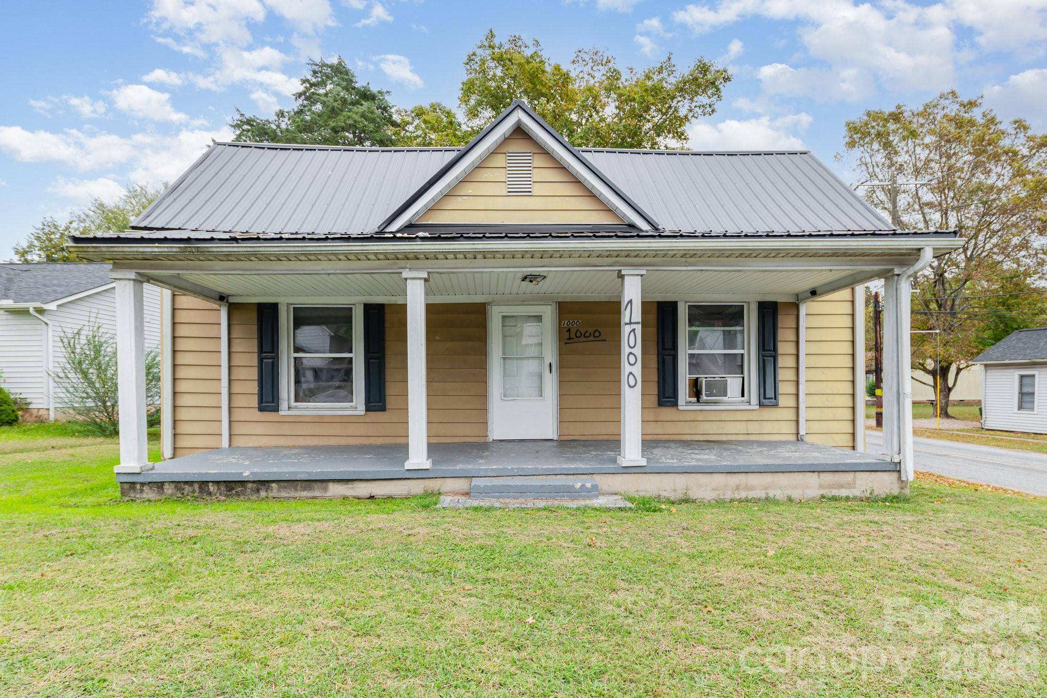 1209 3rd ST, Spencer, NC 28159