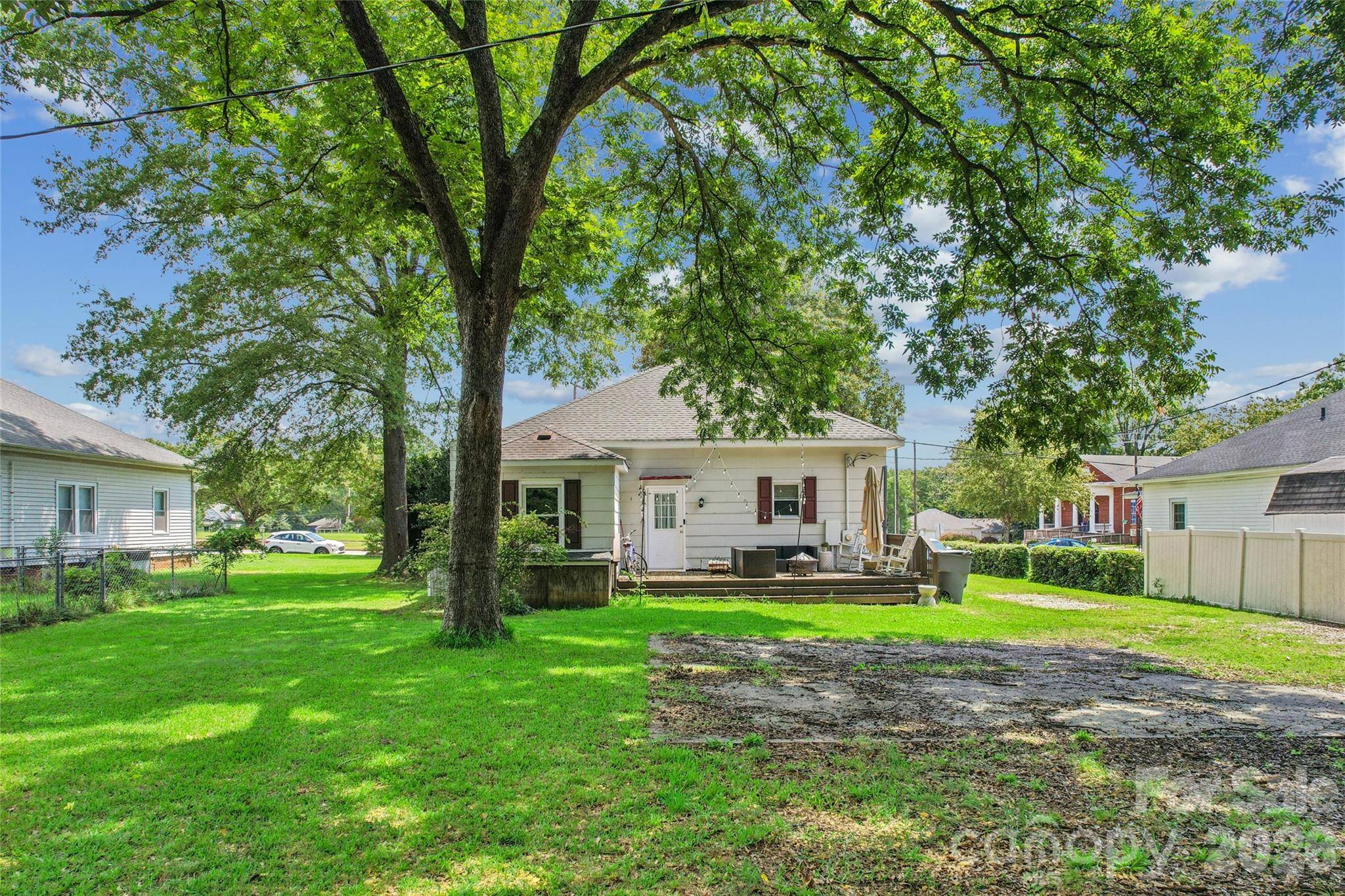 706 S Main ST, Clover, SC 29710