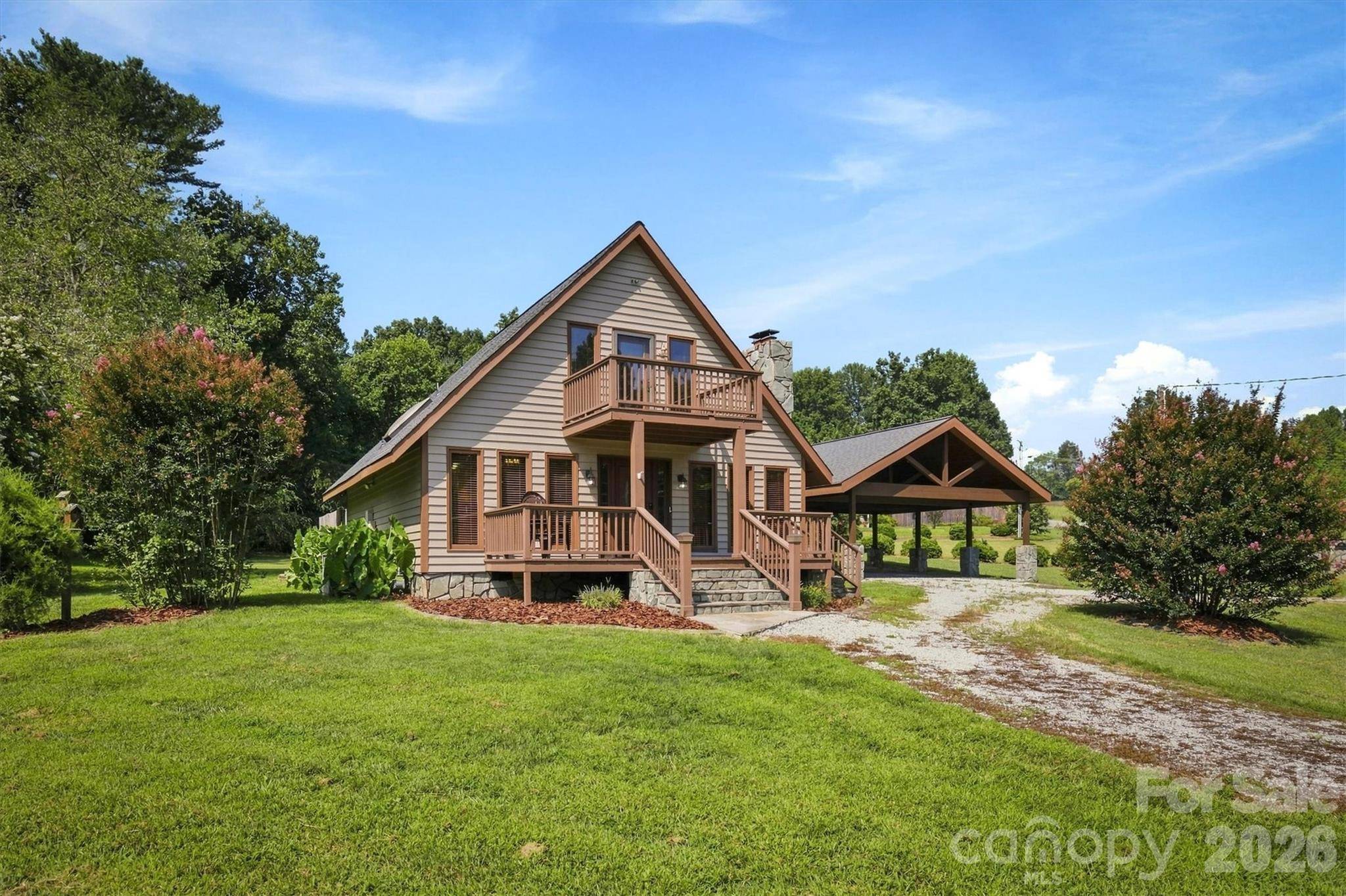 105 Shuffler RD, Morganton, NC 28655