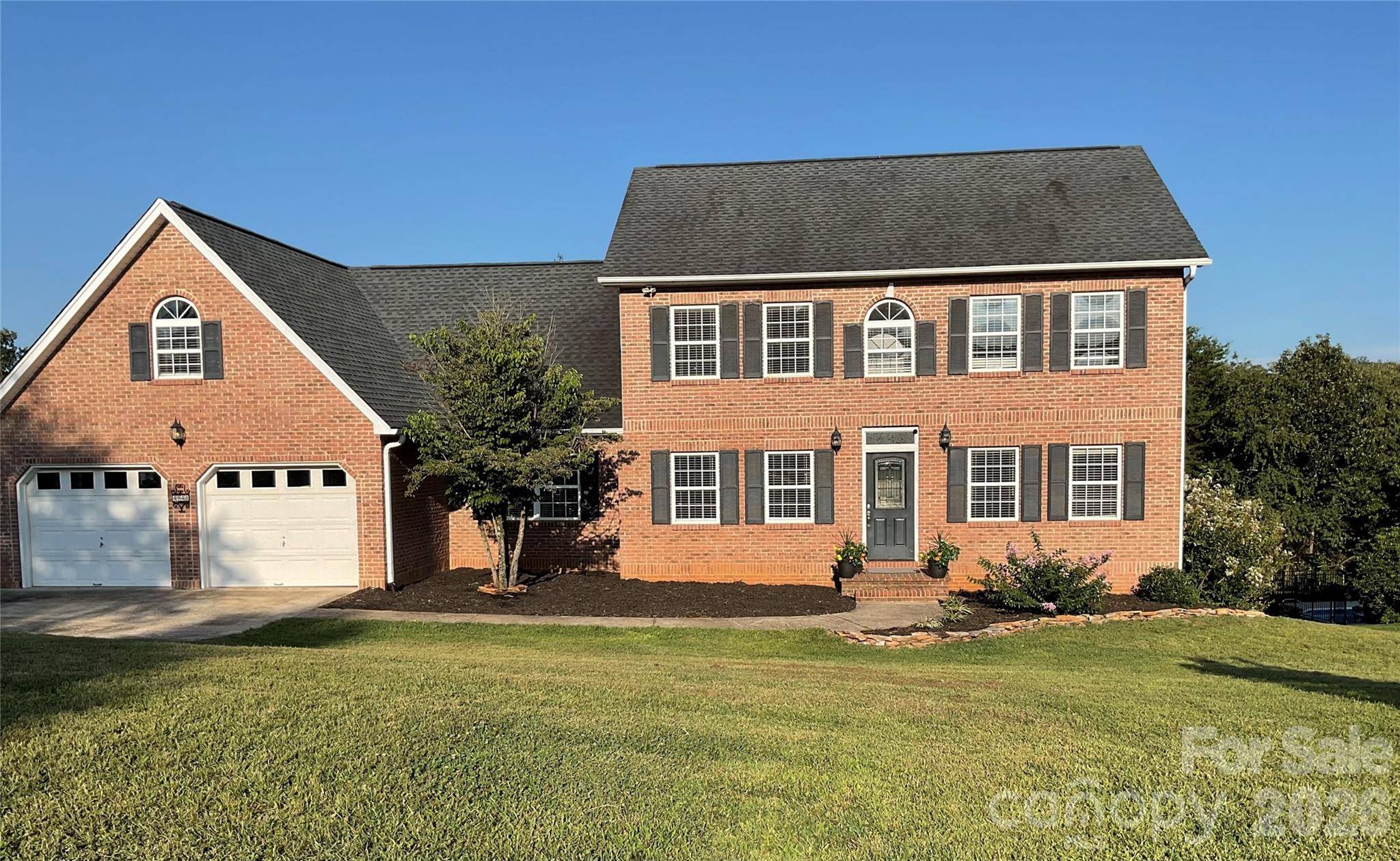 4948 Betty DR NE, Hickory, NC 28601