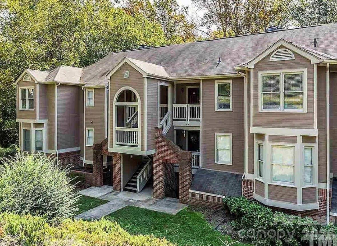 109 Killam CT #2B, Cary, NC 27513