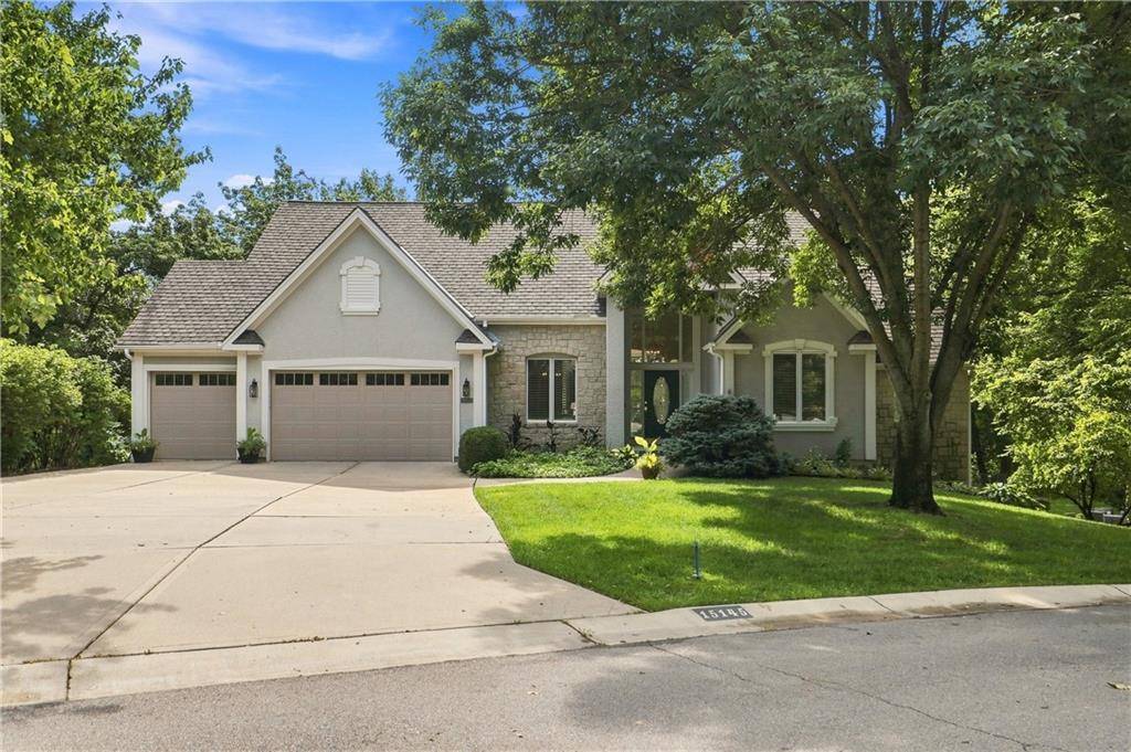 15145 Pawnee CIR, Leawood, KS 66224