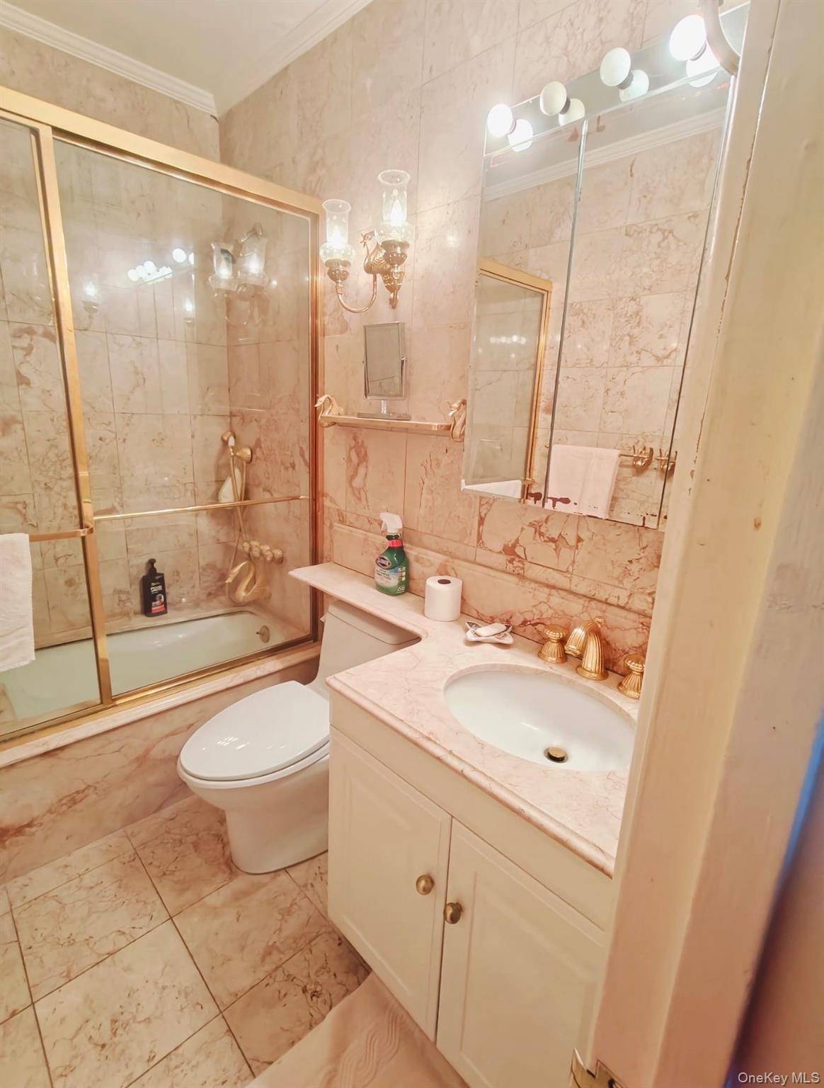 303 E 57th Street #10D, New York (manhattan), NY 10022