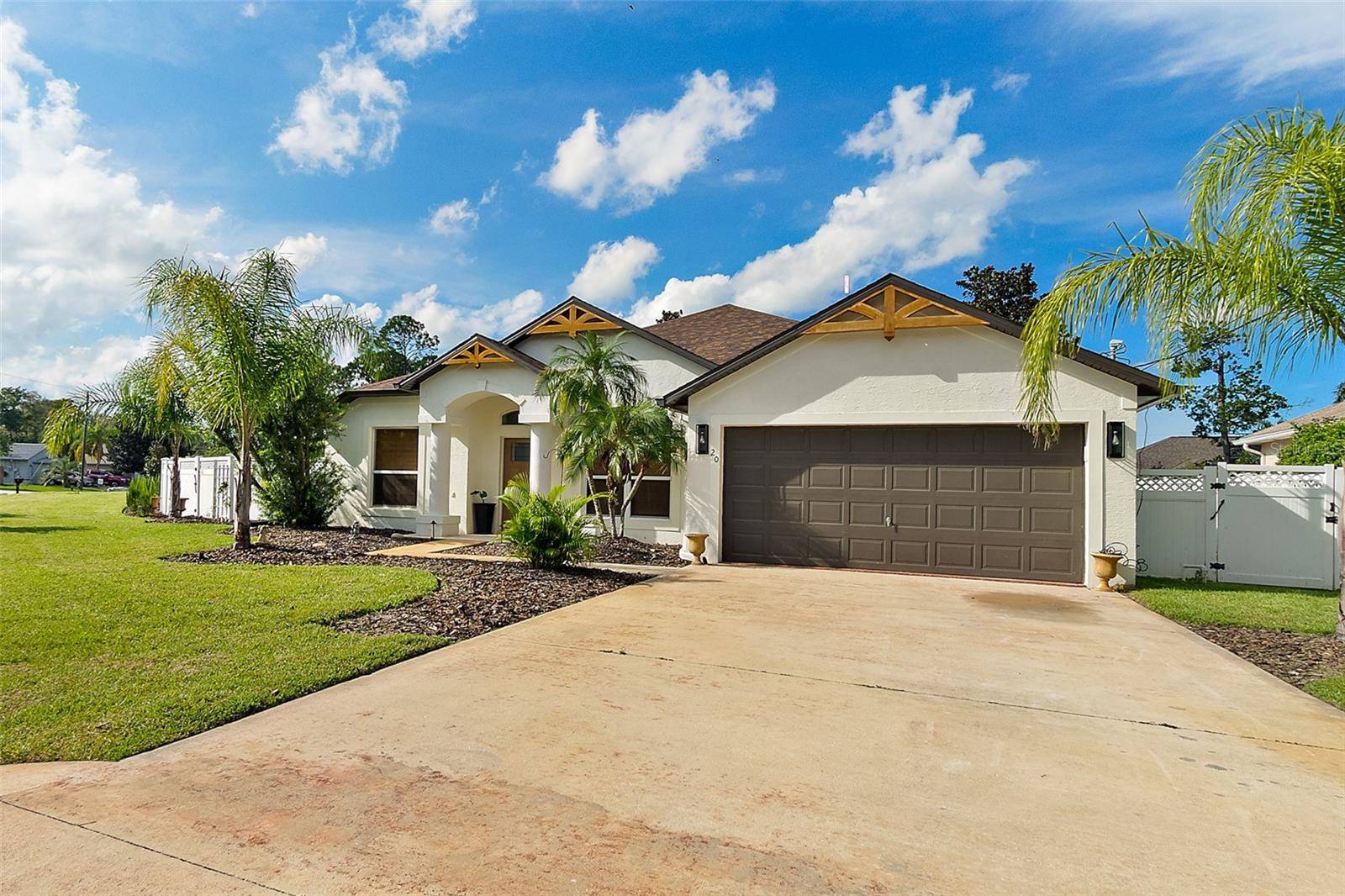 20 EASTWOOD DR, Palm Coast, FL 32164