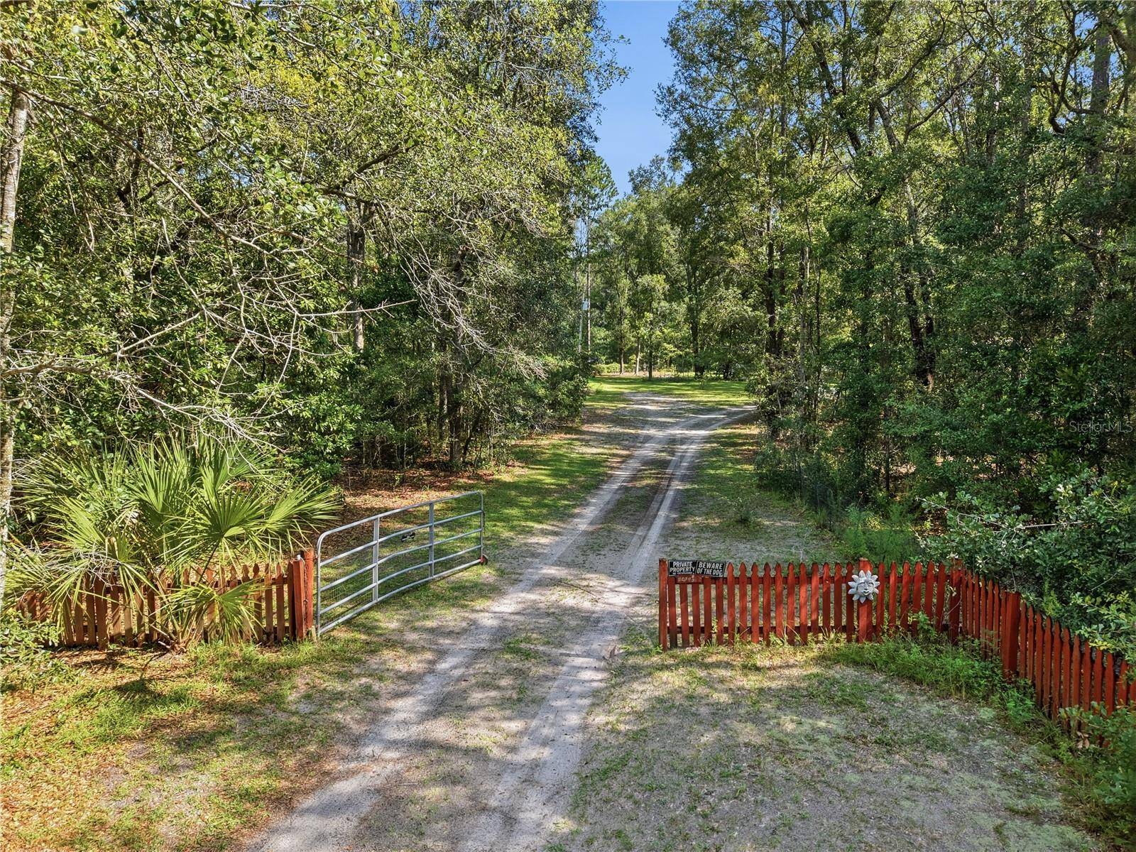 24662 NW 84TH PL, Alachua, FL 32615