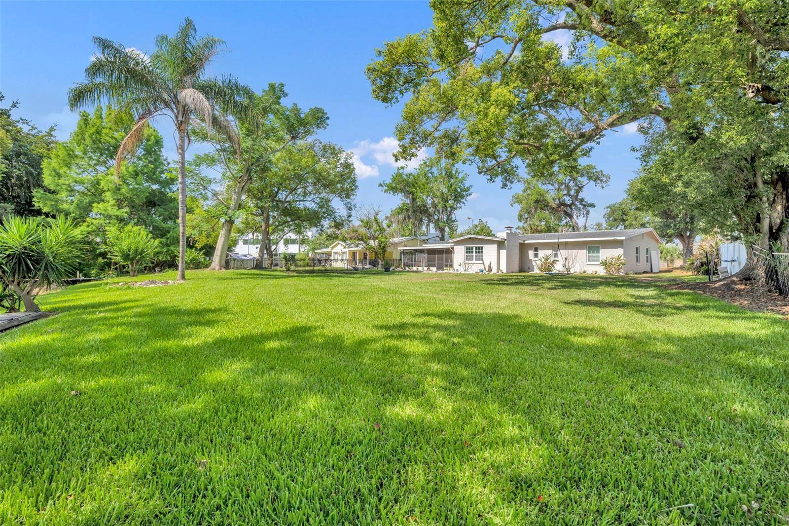 1009 LAKE BELL DR, Winter Park, FL 32789