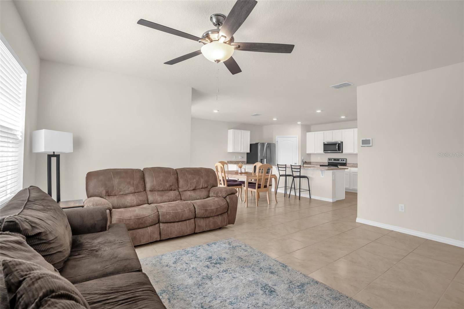 5242 MAHOGANY DR, Mount Dora, FL 32757