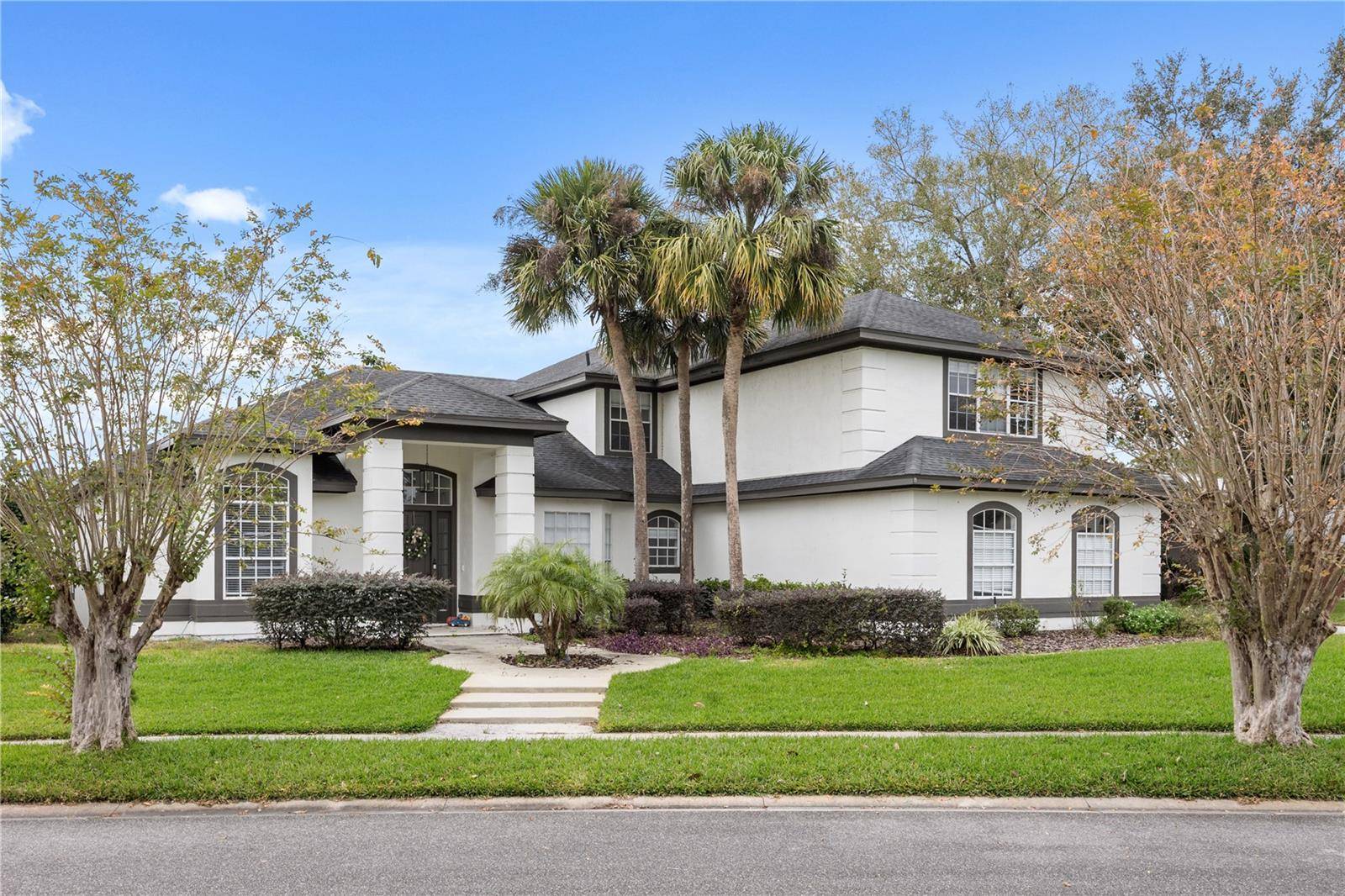 1746 CARILLON PARK DR, Oviedo, FL 32765