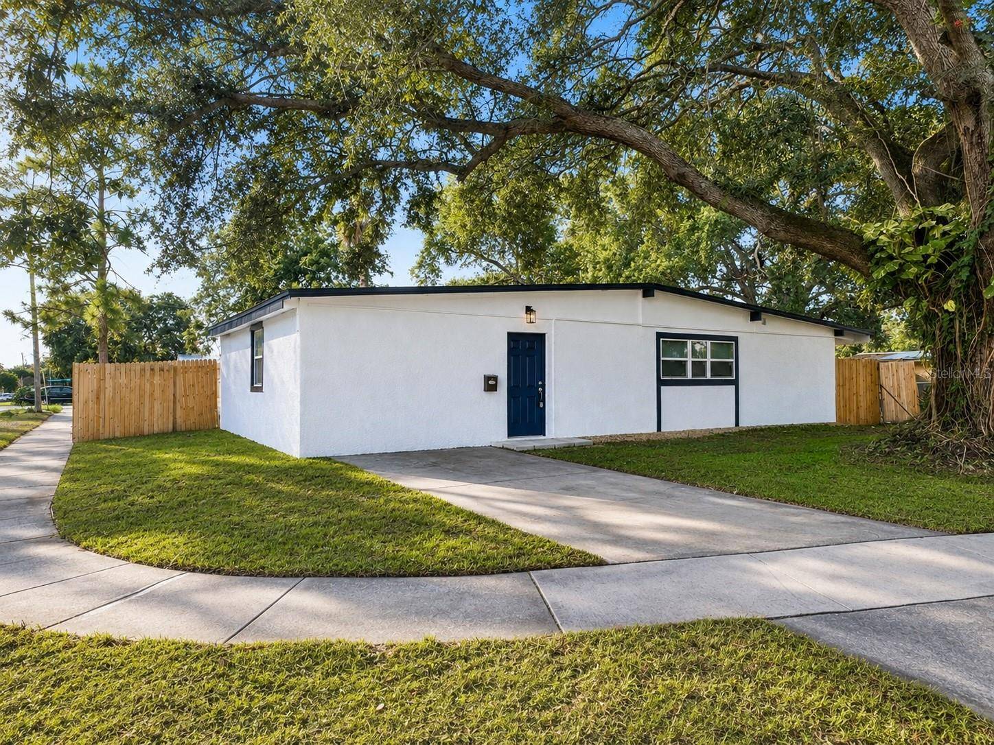 7913 TIDEWATER TRL, Tampa, FL 33619