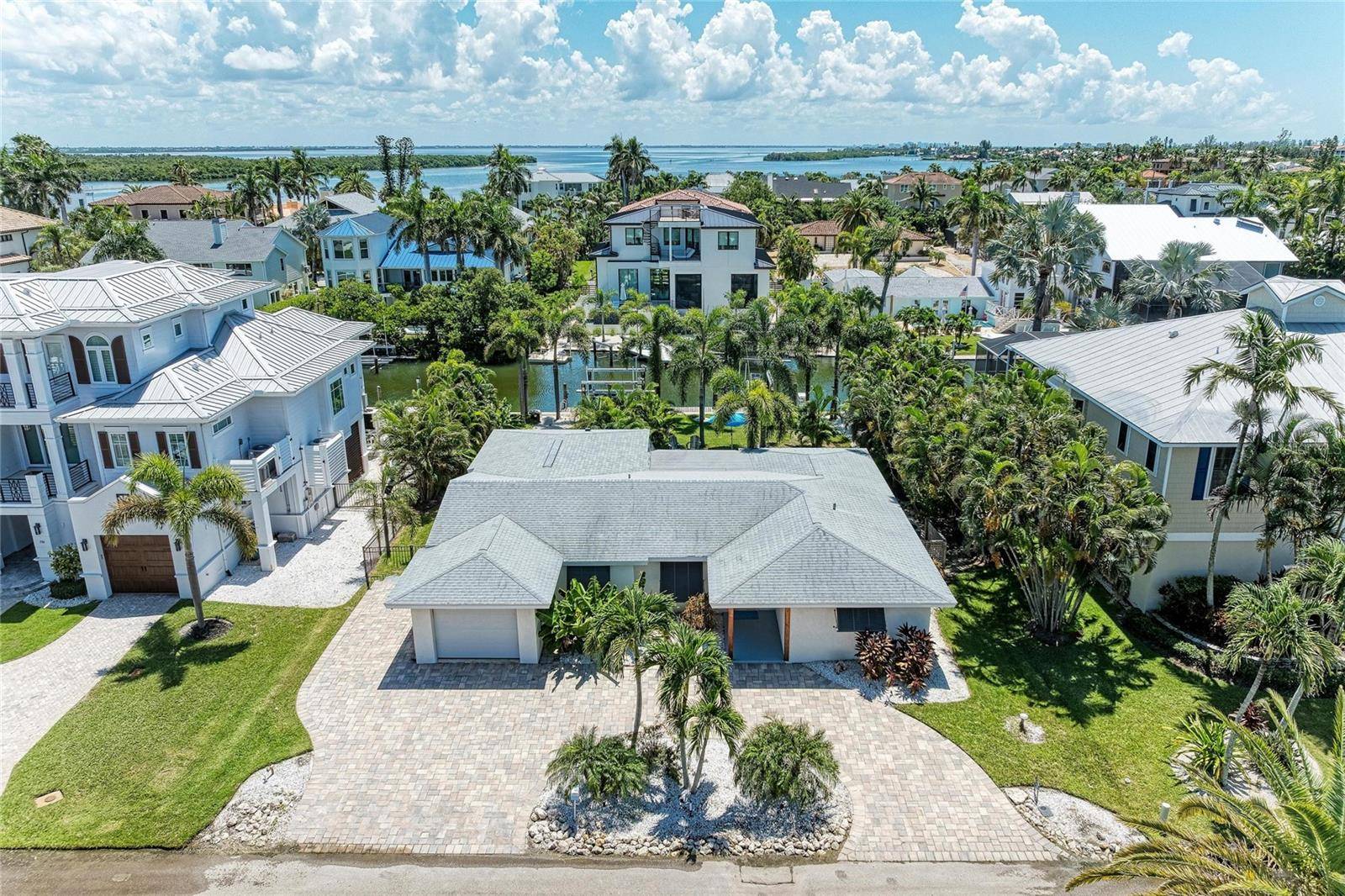 714 NORTON ST, Longboat Key, FL 34228