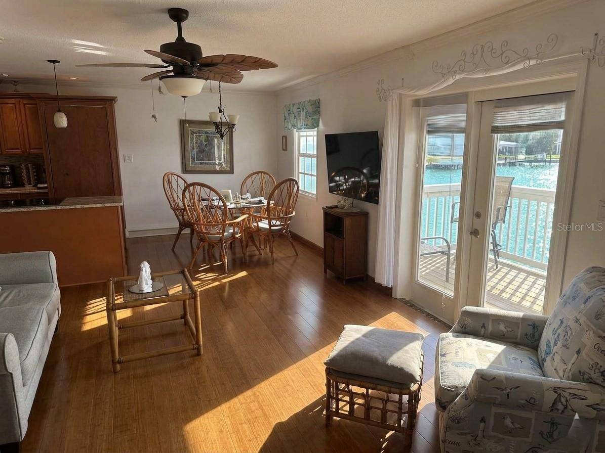 4728 BEACH #C, St Petersburg, FL 33705